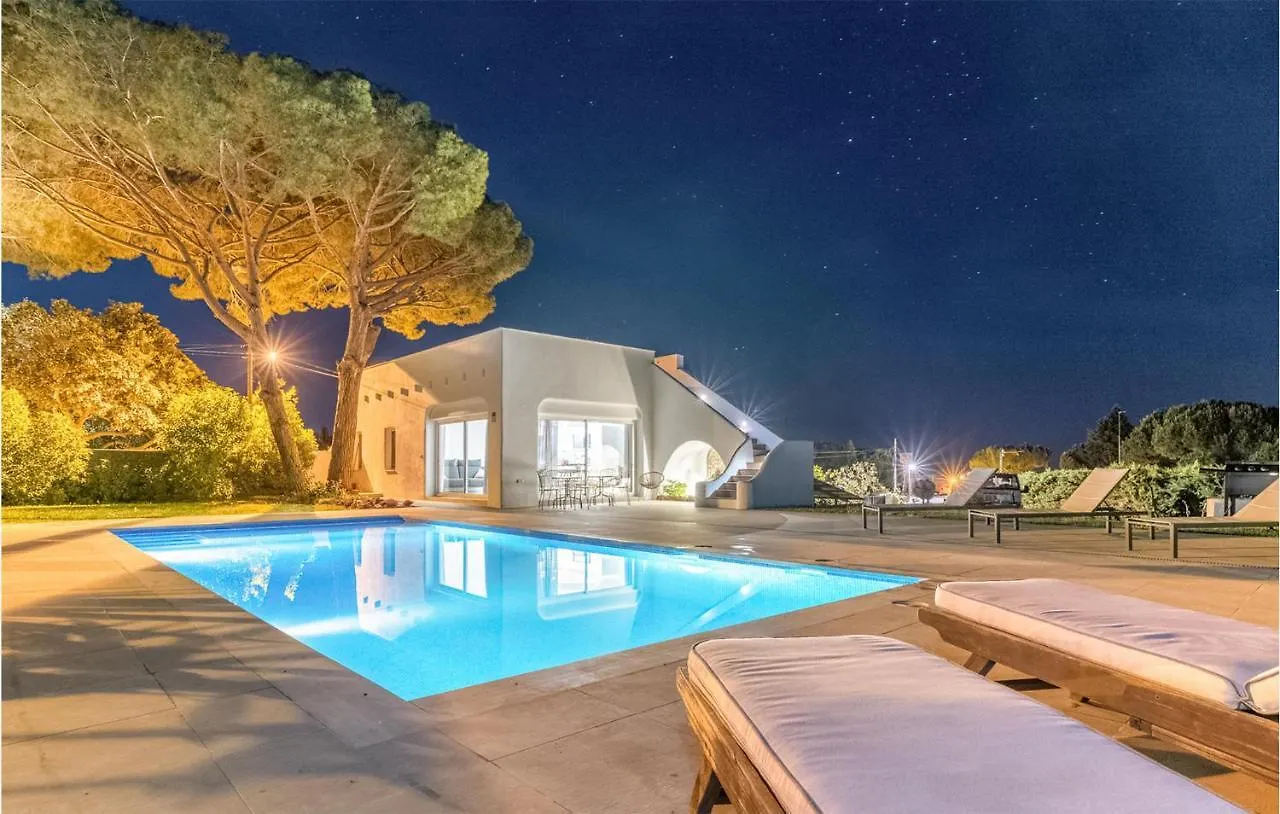 Holiday home Amazing Home In Marbella With Kitchenette